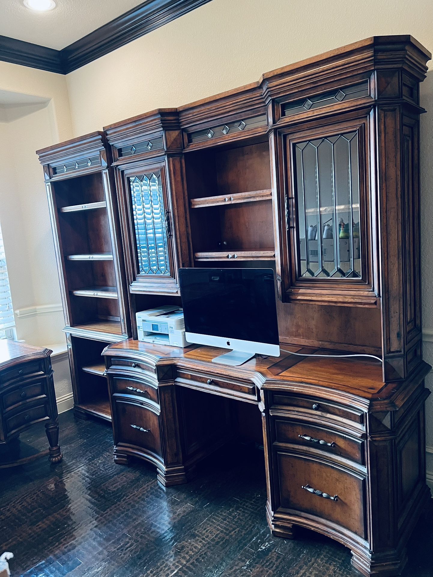 Barolo Office Furniture