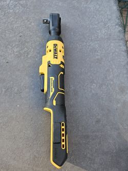 DEWALT 1/2 / 20V RATCHET