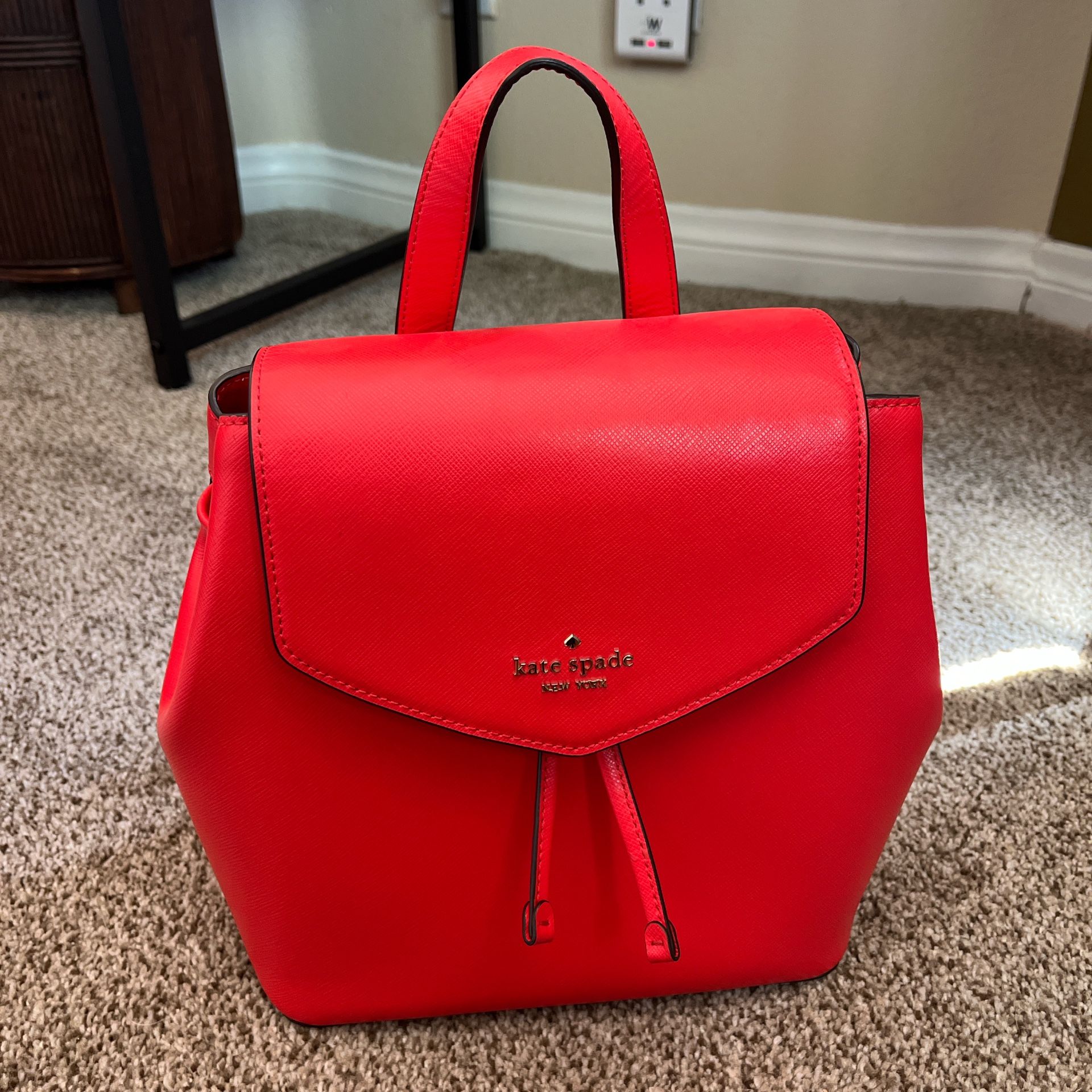 π€ Kate Spade NY-Style Backpack β Chic & Functional β $60