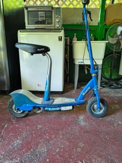 Razor E300s electric scooter