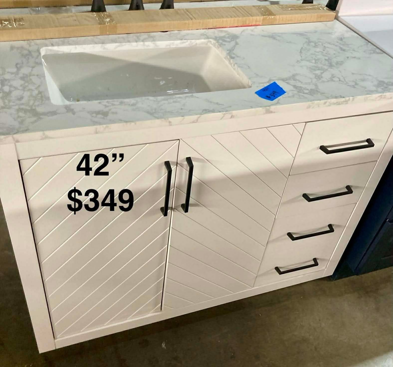 42in Bathroom Vanity With Top