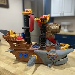 Imaginext Shark Bite Pirate Ship