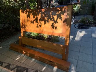 Free queen size bed