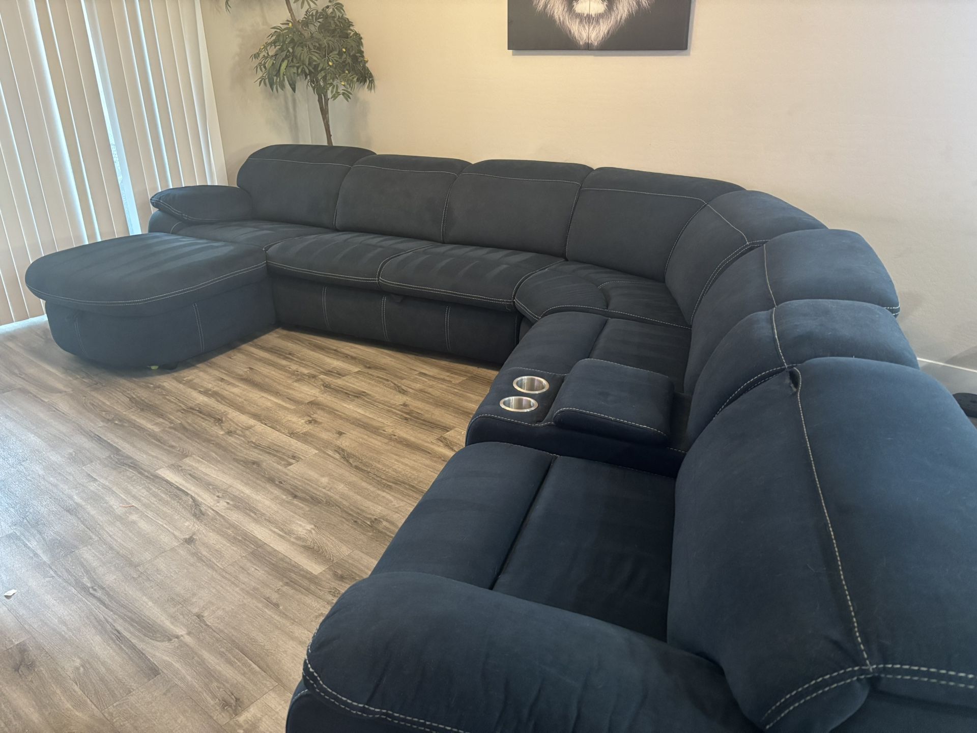 Recliner/Sleeper Sectional