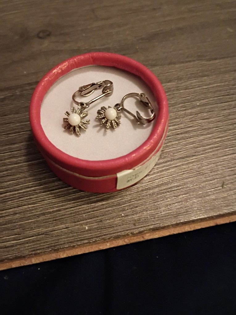 Vintage Rhinestone Earrings