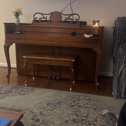 Acrosonic Piano with stool