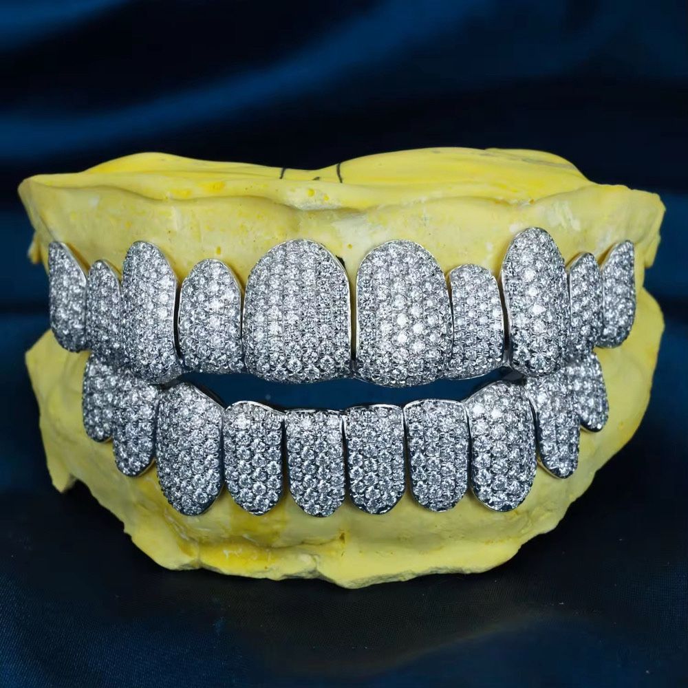 VVS CUSTOM DIAMOND GRILLZ (925 SILVER)