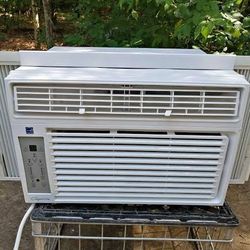 Window AC 12,000 Btu
