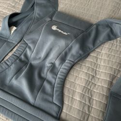 ERGOBABY BABY CARRIER 