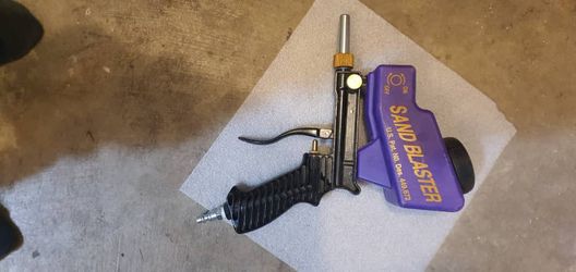 Portable Air Sandblaster Gun – Gravity Feed Abrasive Blaster
