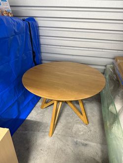 Solid Wood Table and Chairs Modern