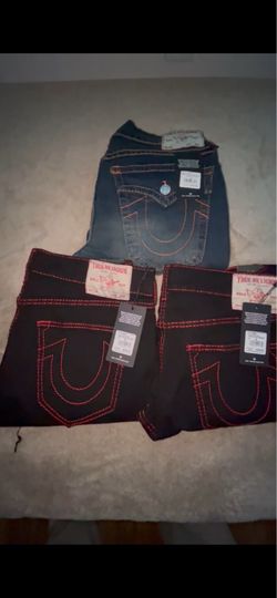 True realigon jeans