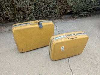 Vintage samsonites luggage
