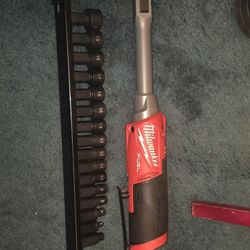 Milwaukee M12 FUEL INSIDER 