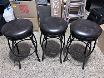 Set of 3 Black Metal Swivel Bar Stools