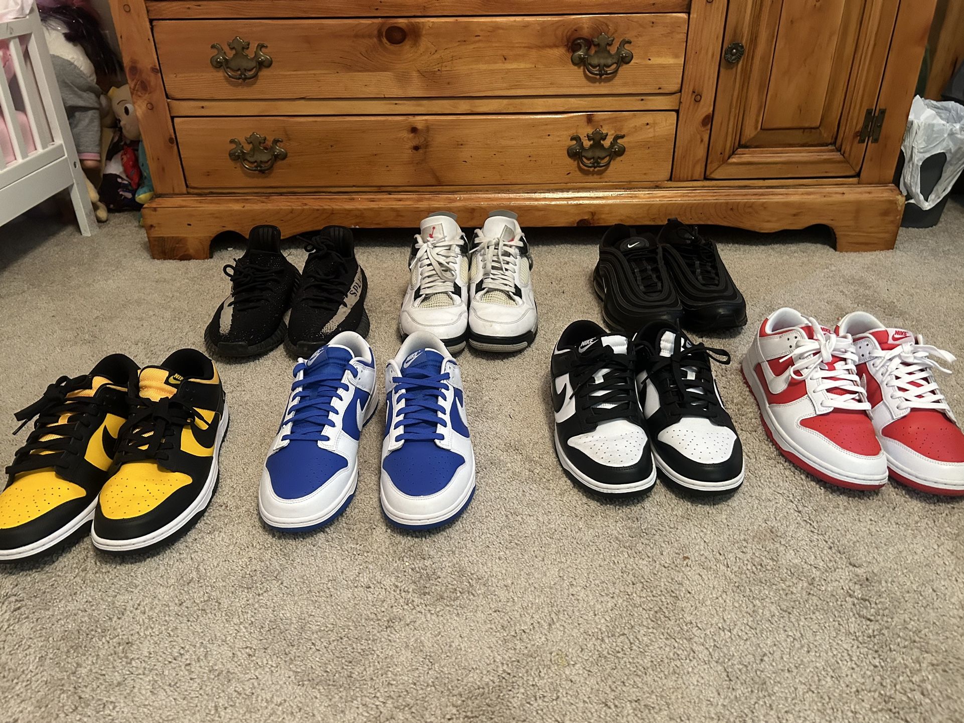 Men’s Sneakers Size 11-12