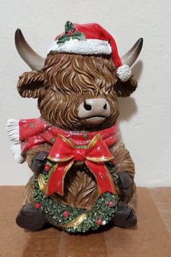 Hobby Lobby Christmas Highland Cow Figurine Santa Hat & Wreath