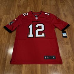 Tom Brady Jersey Size M Tampa Bay Buccaneers