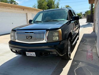 2004 Cadillac Escalade