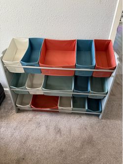 Toy organizer