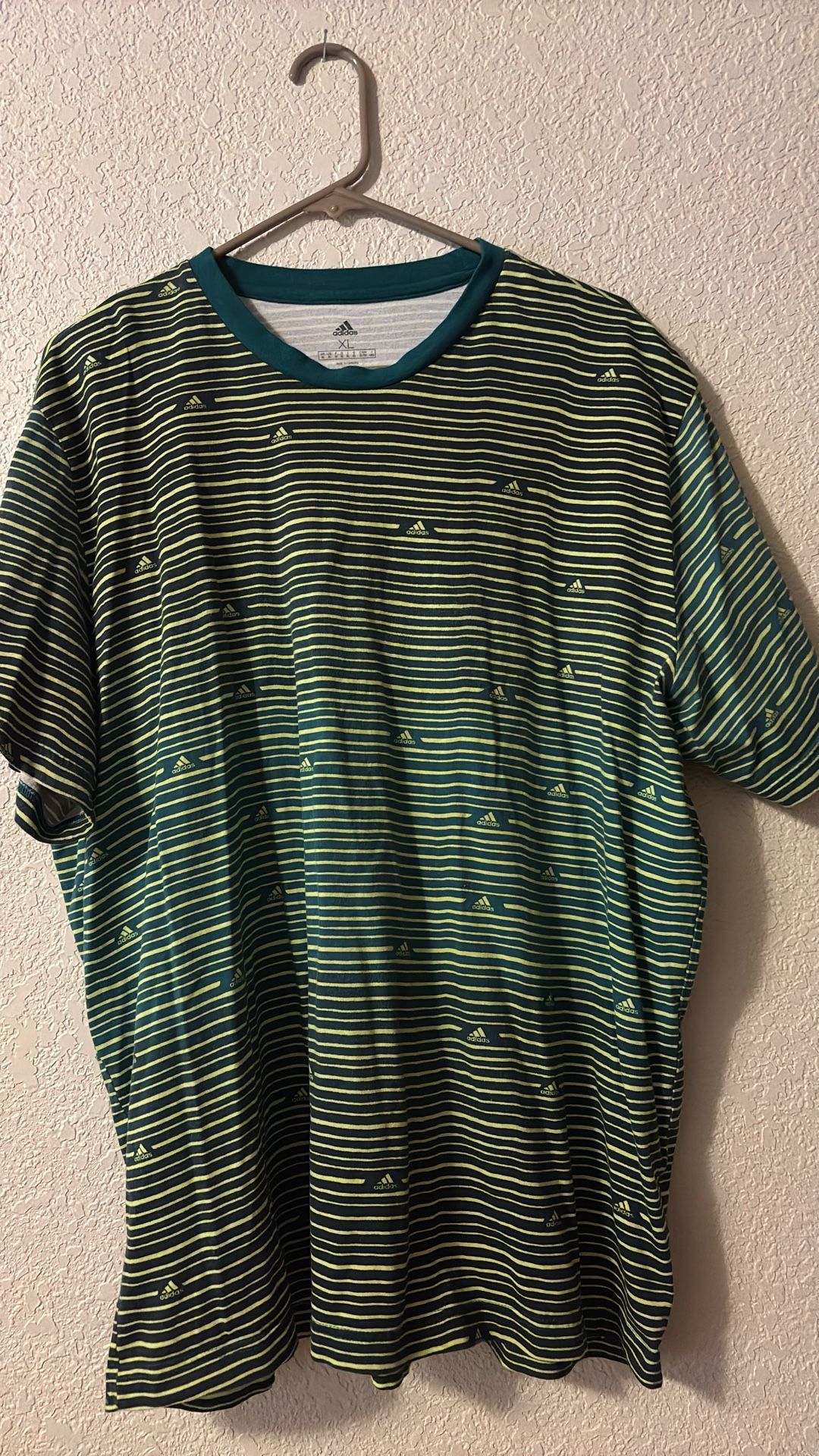 Adidas Men’s Size 2XL