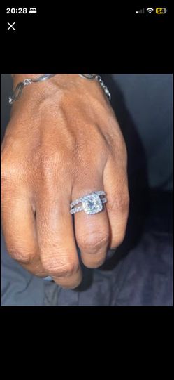Neil Lane 2 RINGS- Engagement + Wedding Band