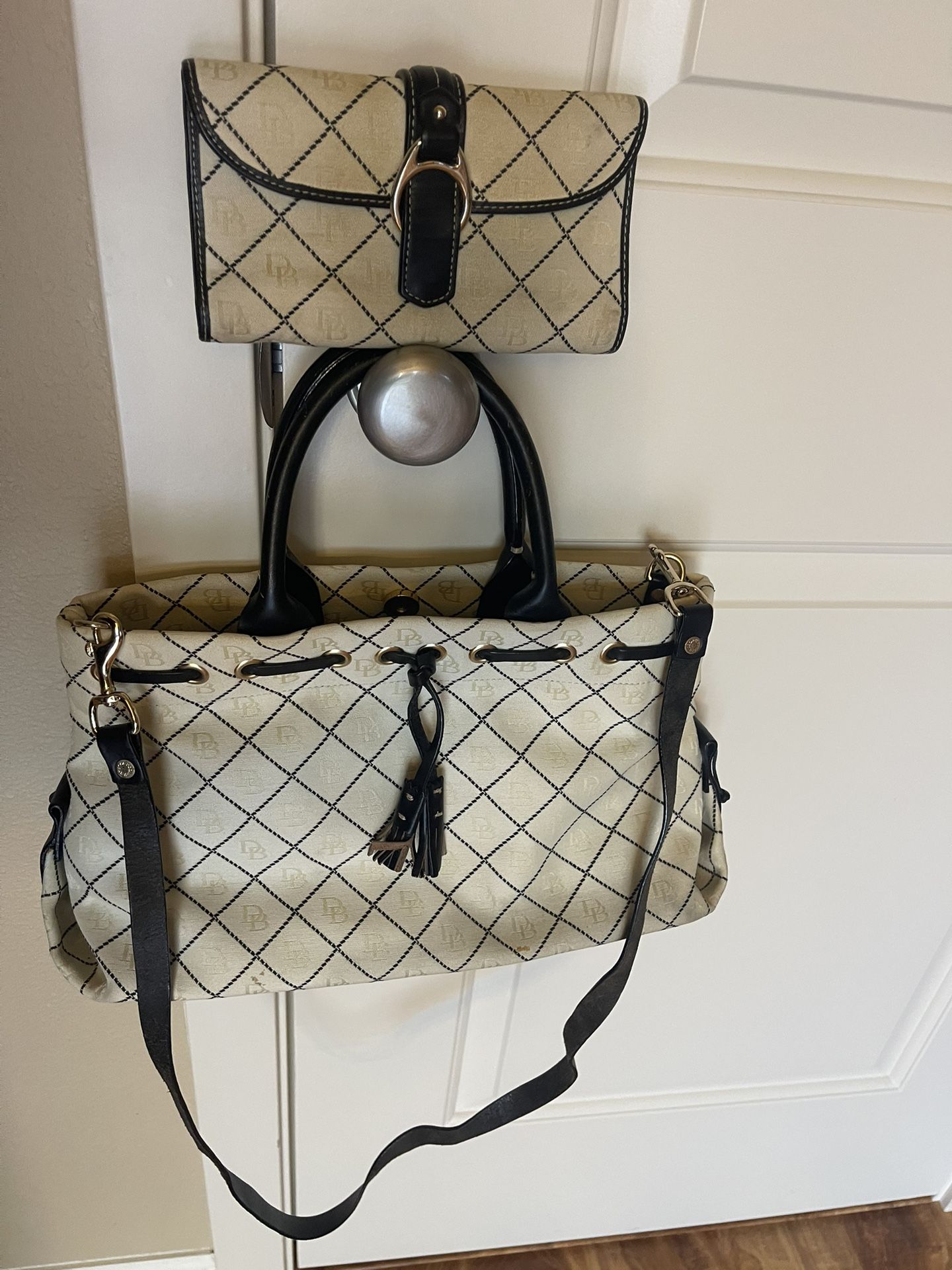 Purse And Wallet