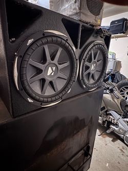 Dual Kicker Subwoofers in Ported Box