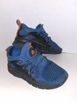 toddler boys size 9 sneakers ONLY $2