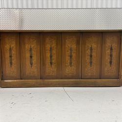 Rare find! Amazing Mid century buffet, credenza or sideboard 