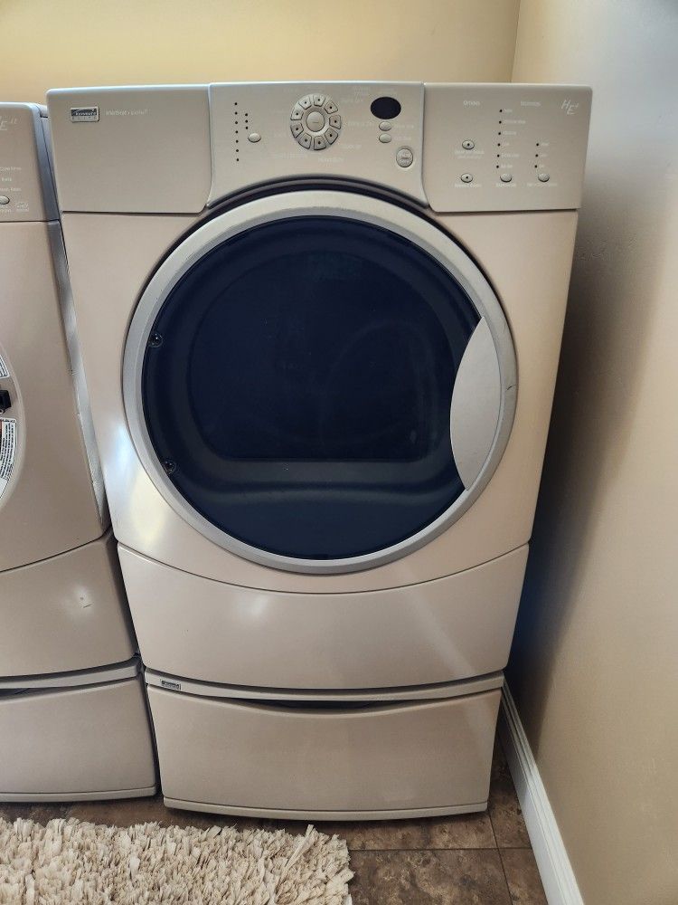 Kenmore Elite Washer And Dryer With Pedestals for Sale in Fallbrook, CA OfferUp