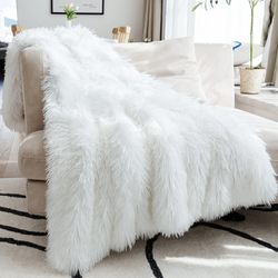 New Faux Fur 70x80inch Blanket