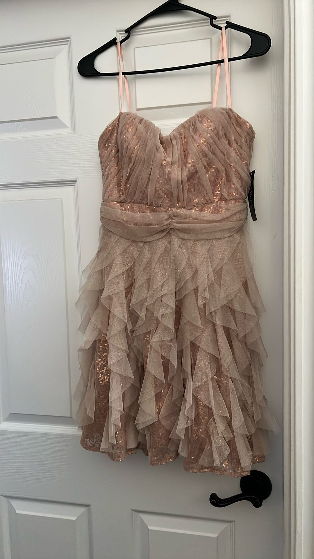 NEW Women”s Party Dress - Size 8
