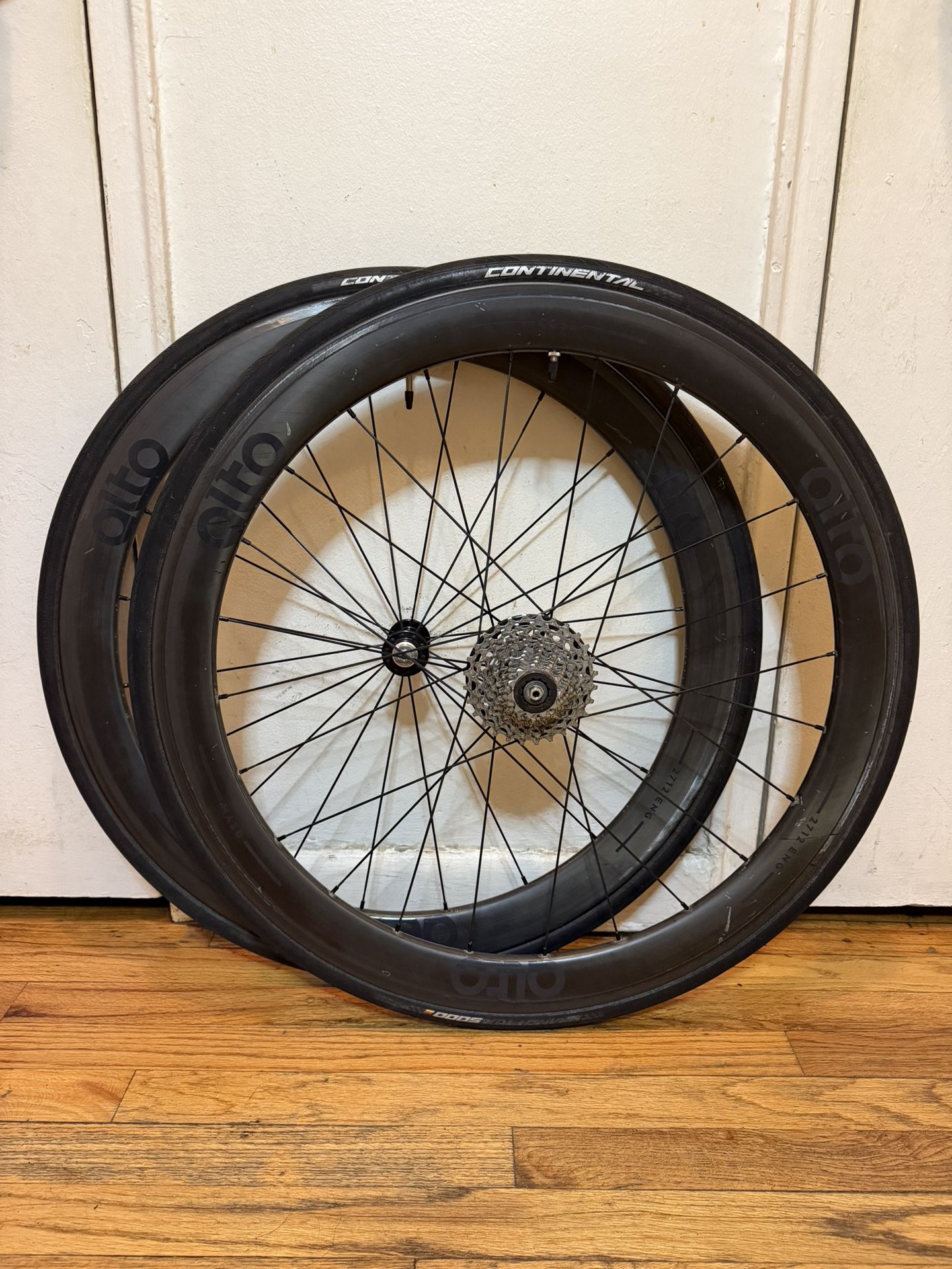 ALTO CARBON WHEELSET BIKE (700”)…
