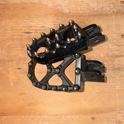 Flo Motorsports MX Style Driver Foot Pegs For Harley Softail 2018-2026