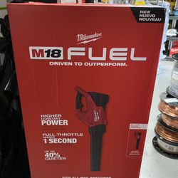 Milwaukee M18 FUEL 120 MPH 500 CFM 18V Lithium-Ion Brushless Cordless Handheld Blower (Tool-Only)
