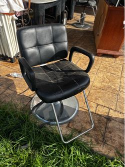 Barber chair