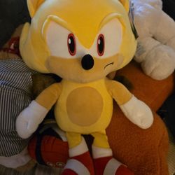 Kid Robot Hug Me Super Sonic