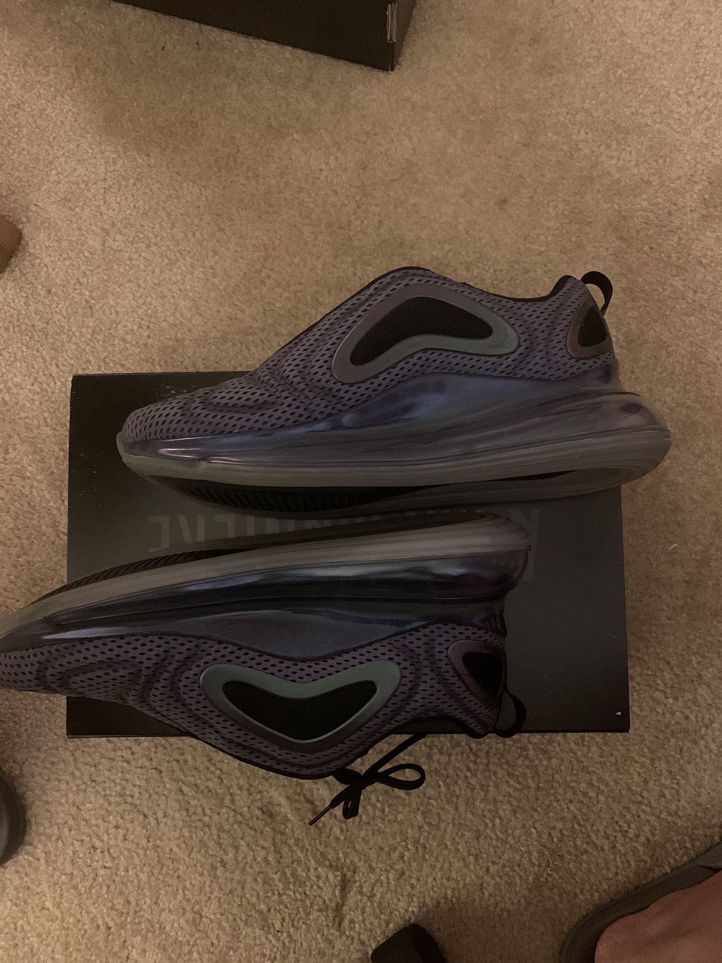 Nike air max 720 size 9.5