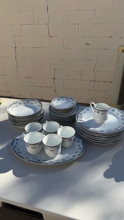 Vintage Blue & Gray Floral Fine China Dinnerware Set – Large Service for 6 Plates, Cups, Serving.