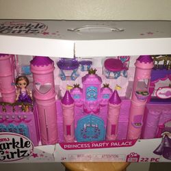 Sparkle Girls Castle 22 PCS & Doll Included 