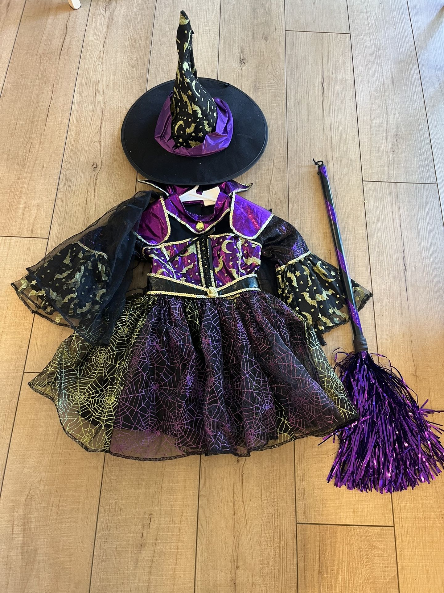 Pending Sale Halloween Witches Costume 2T / 3T