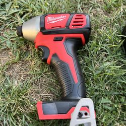 Milwaukee Impact Driver M18