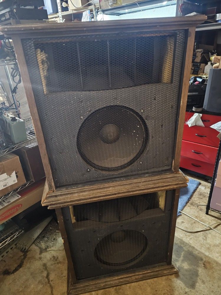 Altec Lansing 806A Tweeters w Horns 416 16Z Woofers Flamenco