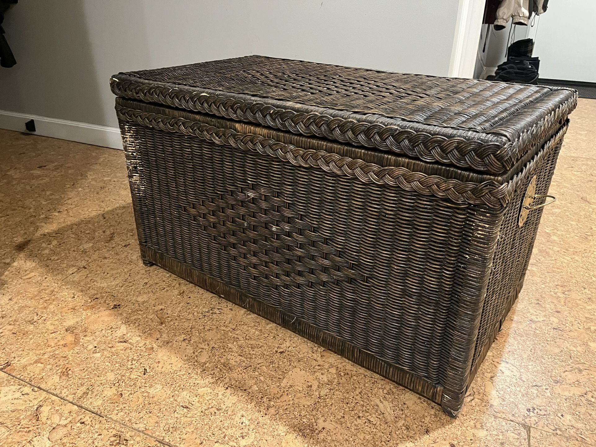 Sturdy Wicker Trunk