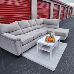 *Free delivery* L right side sectional  white couch w/ matching table, rug solid clean Comfortable