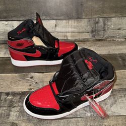 Nike Air Jordan Retro 1 OG Hi  “Patent Bred” GS Size 7Y