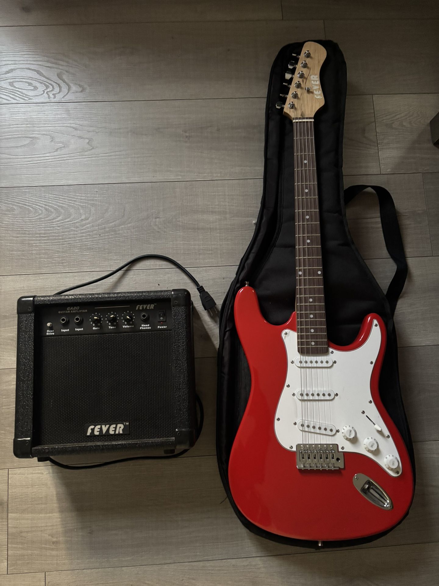 Fever Electric Guitar - Fever Amp 