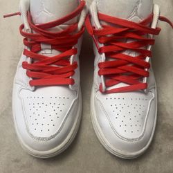 Jordan 1 Lows Triple White 