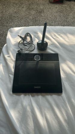 Bamboo MTE-450 Graphics Tablet & Pen